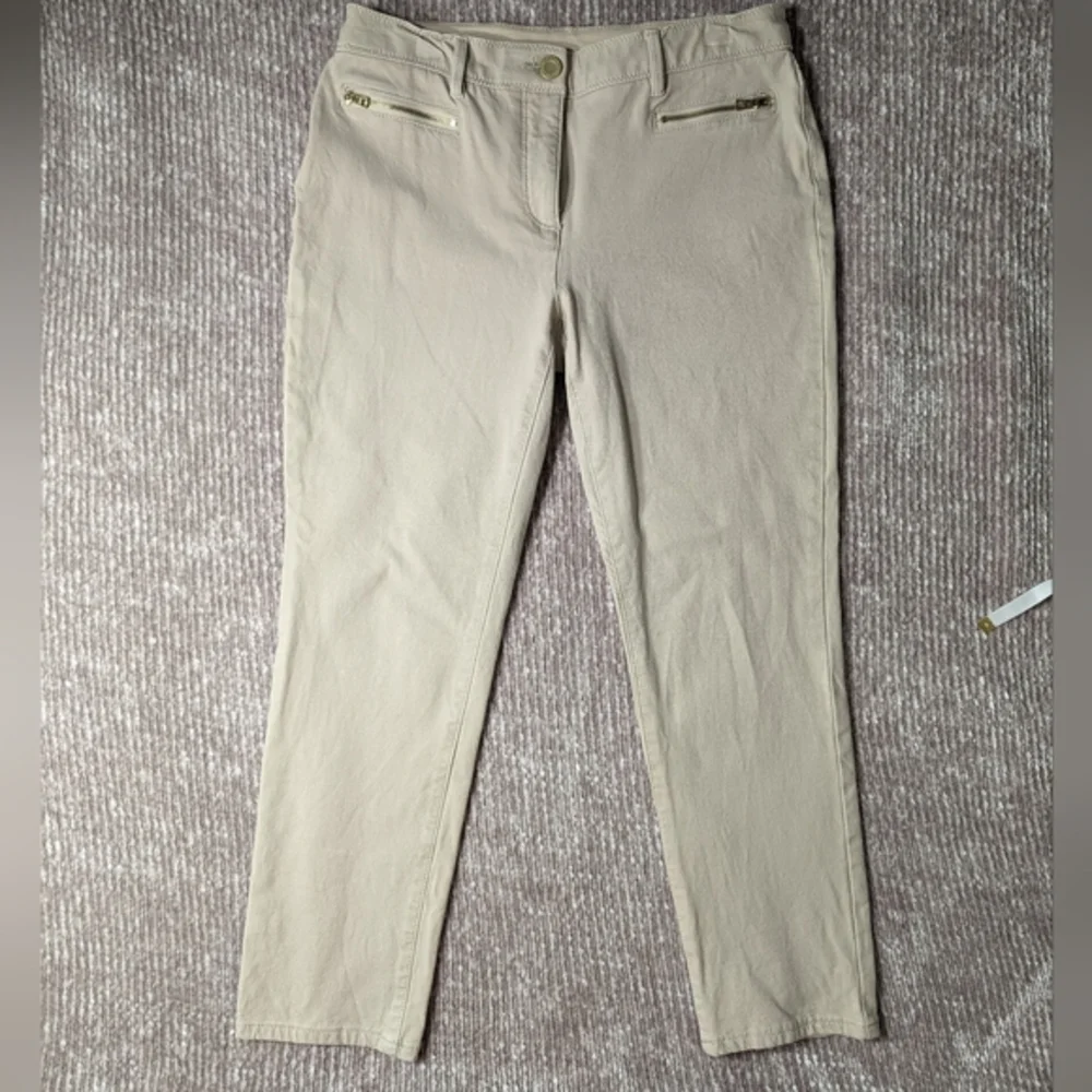 Chico's So Slimming Stretch Ankle/Cropped Leg Pant Tan Size‎ 0.5 (Sm6)